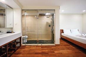 Red Sun Airport Saigon Hotel