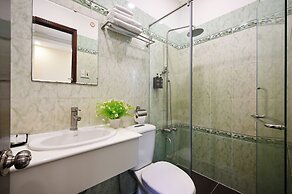 Red Sun Airport Saigon Hotel