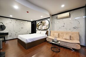 Red Sun Airport Saigon Hotel