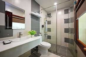 Red Sun Airport Saigon Hotel