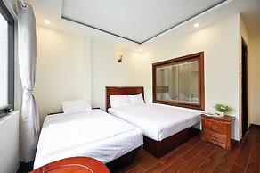 Red Sun Airport Saigon Hotel