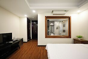 Red Sun Airport Saigon Hotel