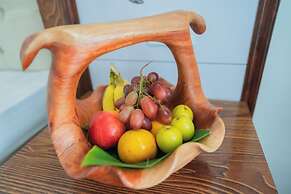 Ruby Riverside Hotel & Hostel