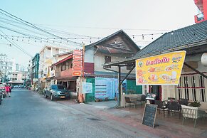 Ruby Riverside Hotel & Hostel