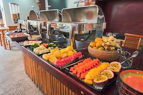 Ruby Riverside Hotel & Hostel