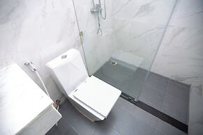 Ruby Riverside Hotel & Hostel