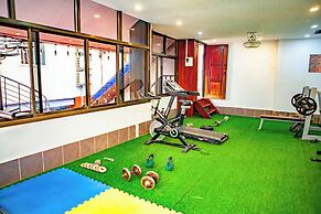 Ruby Riverside Hotel & Hostel