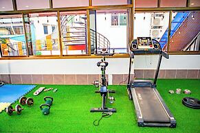 Ruby Riverside Hotel & Hostel