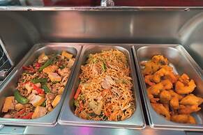 Ruby Riverside Hotel & Hostel