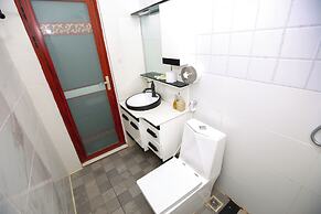 Ruby Riverside Hotel & Hostel