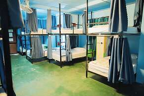 Ruby Riverside Hotel & Hostel