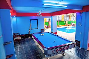 Ruby Riverside Hotel & Hostel