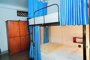 Ruby Riverside Hotel & Hostel