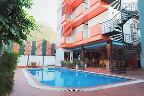 Ruby Riverside Hotel & Hostel