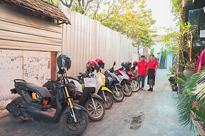 Ruby Riverside Hotel & Hostel