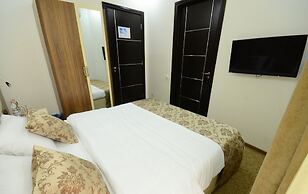 Hotel City
