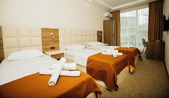 Hotel City