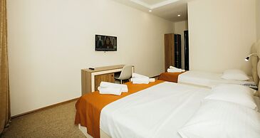 Hotel City