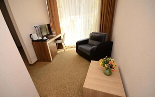 Hotel City