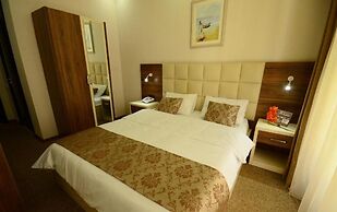 Hotel City