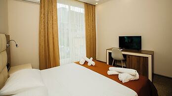 Hotel City