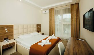 Hotel City