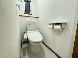 eRapos House Imamiya