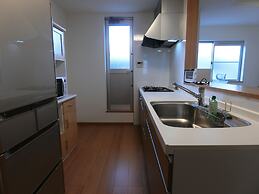 eRapos House Imamiya