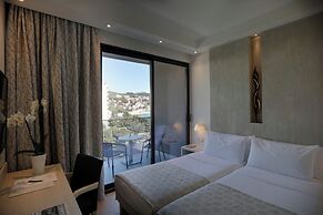 Palmon Bay Hotel & Spa