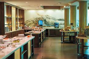 Palmon Bay Hotel & Spa