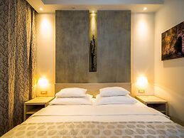 Palmon Bay Hotel & Spa