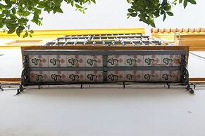 Q&Q Los Venerables by IXTE