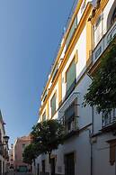 Q&Q Los Venerables by IXTE