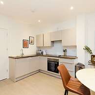The Mitcham Wonder - Stylish 2bdr Flat