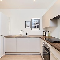 The Mitcham Scenery - Bright 1bdr Flat