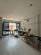 First Villa Life Hostel