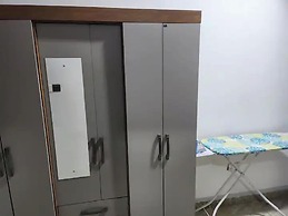Beautiful Cozy 2 Bed Near Highway