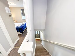 Taylor Close Holiday Home