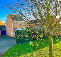 Taylor Close Holiday Home