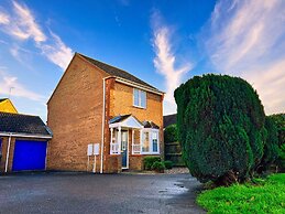 Taylor Close Holiday Home
