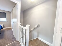 Taylor Close Holiday Home