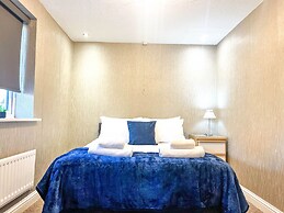 Taylor Close Holiday Home