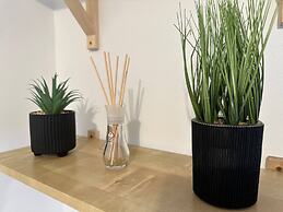 2br Stylish Ormeau Road House