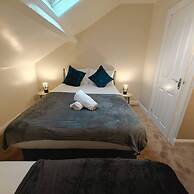 3br Ormeau Chic House