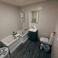 3br Ormeau Chic House