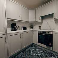 3br Ormeau Chic House