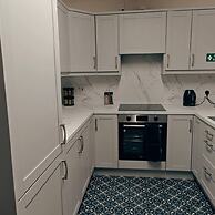 3br Ormeau Chic House