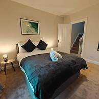 3br Ormeau Chic House