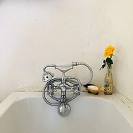 Dream the days away - The Rustic Barn