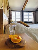 Dream the days away - The Rustic Barn